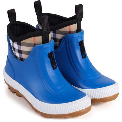 burberry boys boots